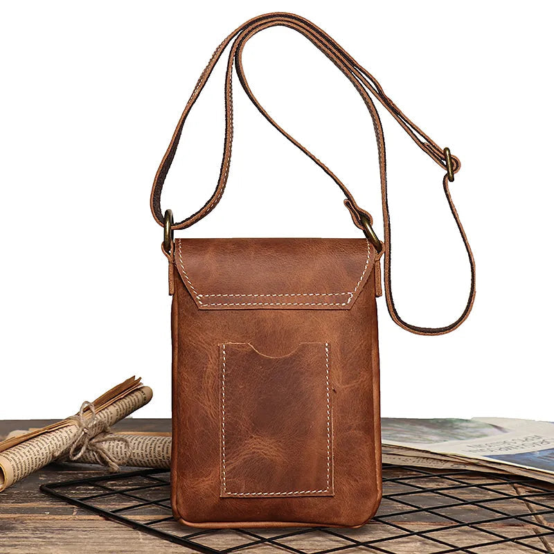 Pochette téléphone cuir
